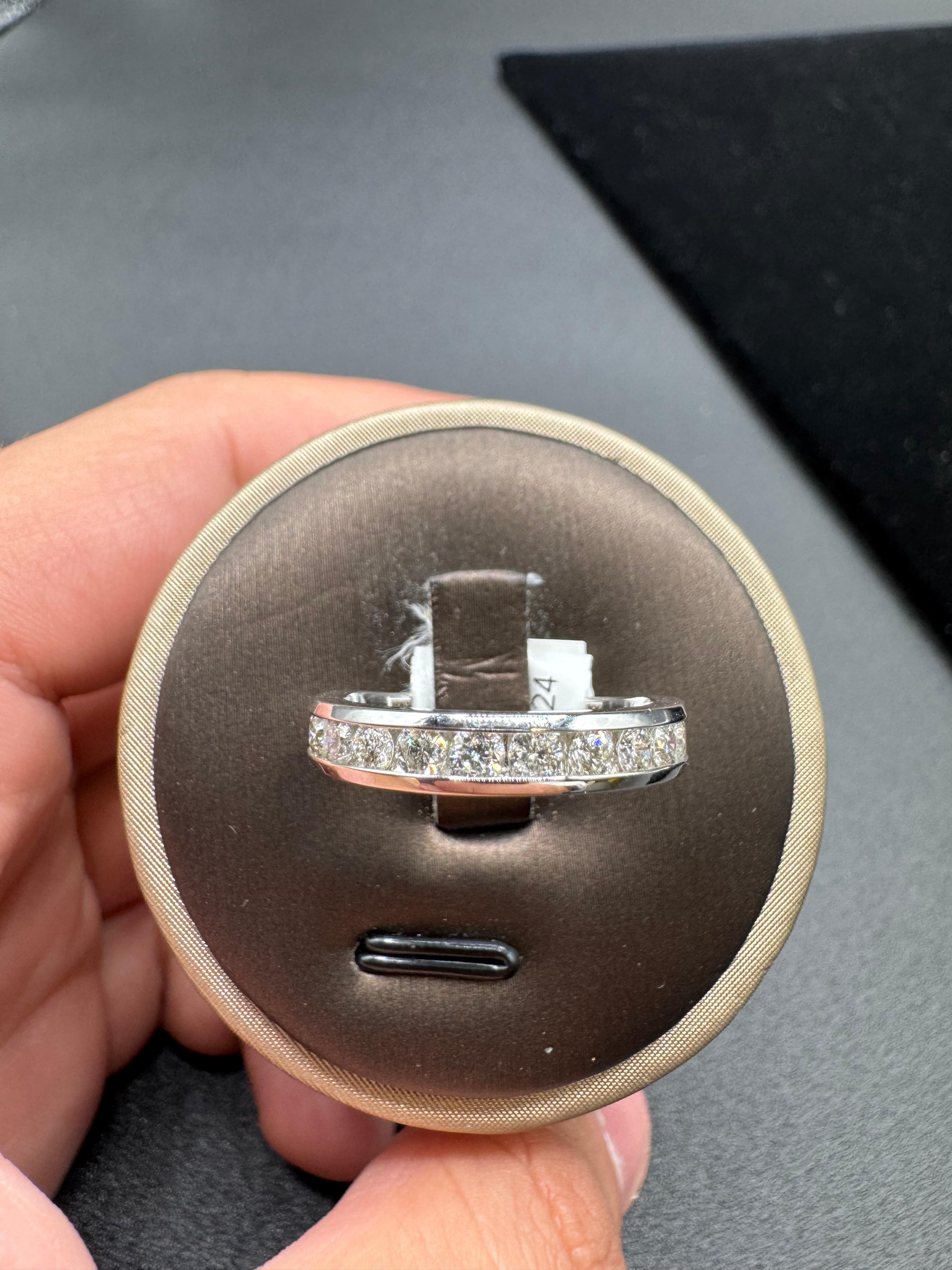 14KT White Gold 0.80CT Diamond Band.