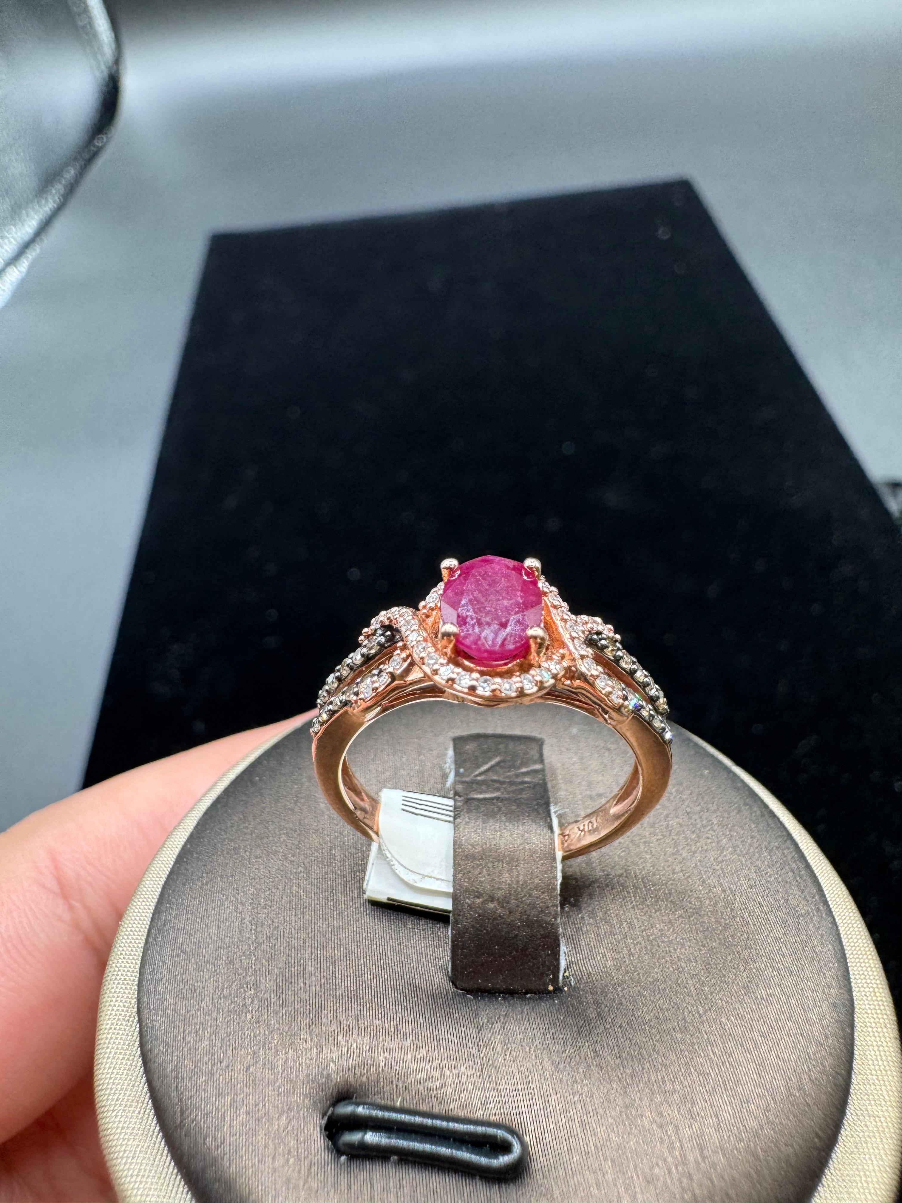 10KT Rose Gold 0.25CT Diamond & 0.50CT RUBY Ring.